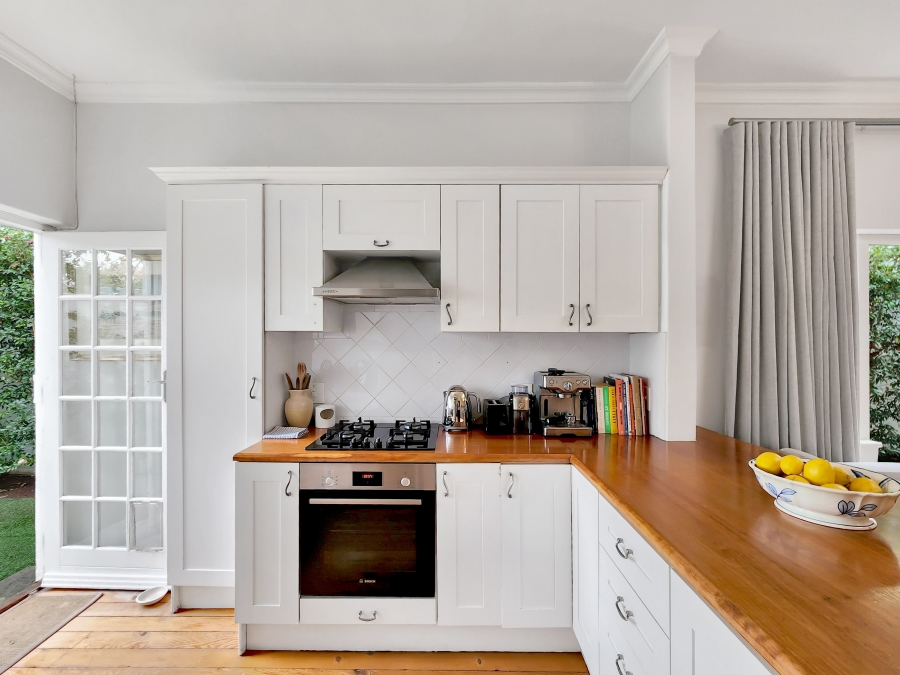 2 Bedroom Property for Sale in Newlands Western Cape
